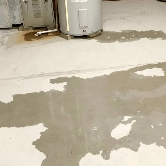 Fuite d’eau sous le sol : quels signes peuvent révéler une canalisation enterrée qui fuit ?, Pantin, NESAYEM BTP